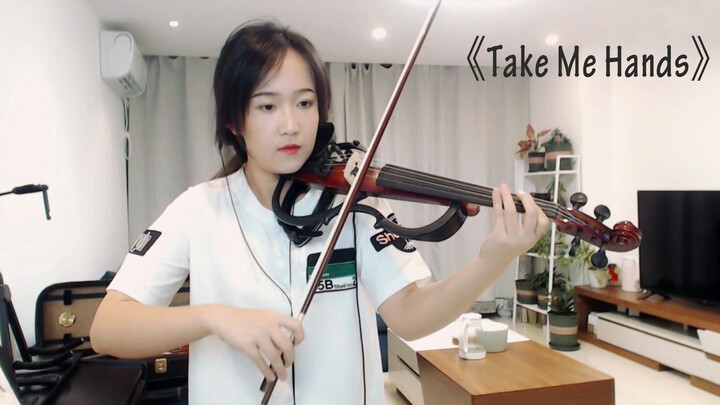 [Music]Aksi Biola Listrik Memainkan Lagu Take My Hands