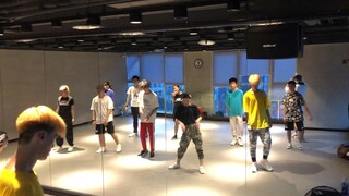 这两天太忙了哈哈哈哈哈发个库存