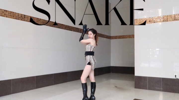"Anak yang polos sekali!" | Tarian Shen Xiaoting membawakan lagu Snake dengan perbandingan | Shen Xi