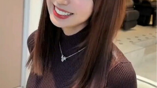 Miss Natsume changed her hairstyle and looks a lot thinner~