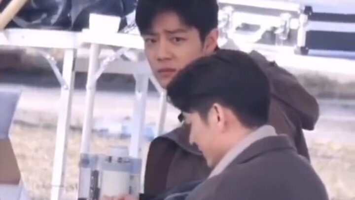 Xiao Zhan's expressions range from funny, shocked to disgusted
