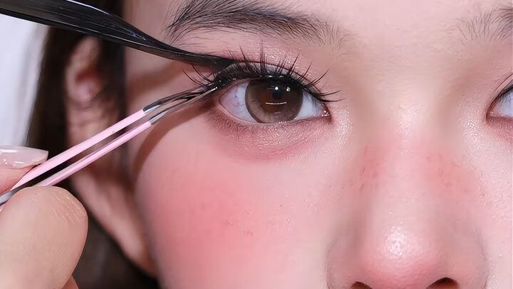 Soft makeup tutorial step by step 😁