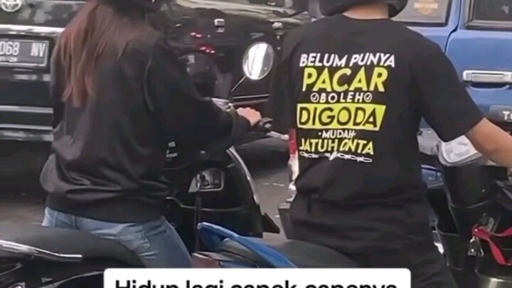 Dunia serasa milik berdua🥲