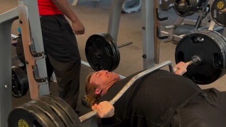 Power King Heavenly-Defying Bench Press