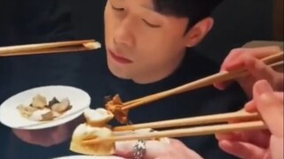 拼尽全力，无法绷住