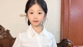 คอลเลกชันวิดีโอสุดวิเศษ "นางฟ้าน้อยจางซินซิน"