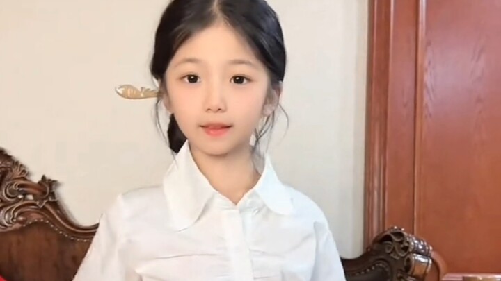 "Little Fairy Zhang Xinxin" wonderful video collection
