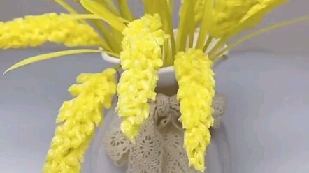 Making Beautiful Wheat Ears with Fruit Nets