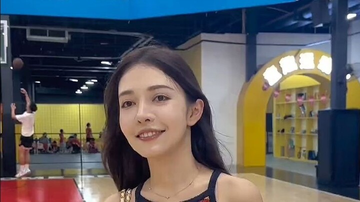 เคล็ดลับการจีบหนุ่มเล่นบาสเก็ตบอล