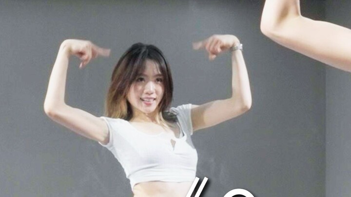 GIDLE《Queencard》 บทช่วยสอนการพลิกไพ่อย่างรวดเร็วและการเล่นมายากล