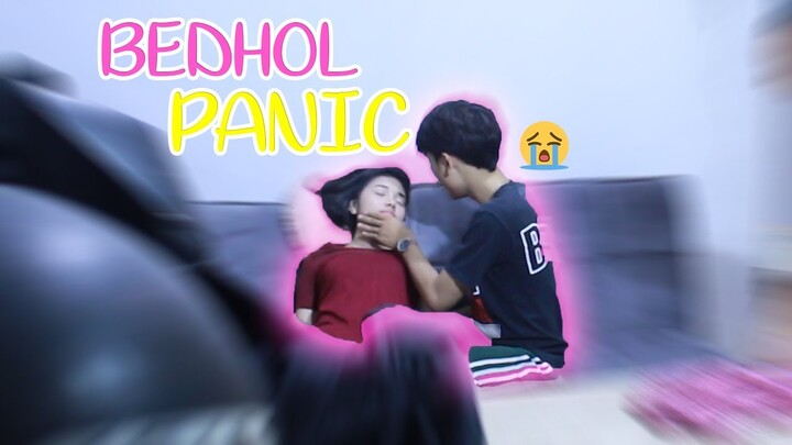 PRANK PURA - PURA AKU PINGSAN :) - HAHA NGAKAK!!!