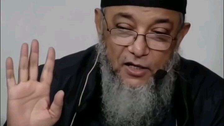 একটা আয়াত মানলেই ঝগড়া শেষ
