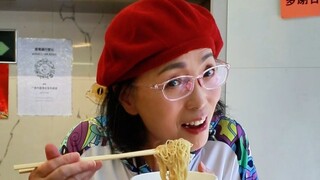 Eating wonton noodles in Guangzhou