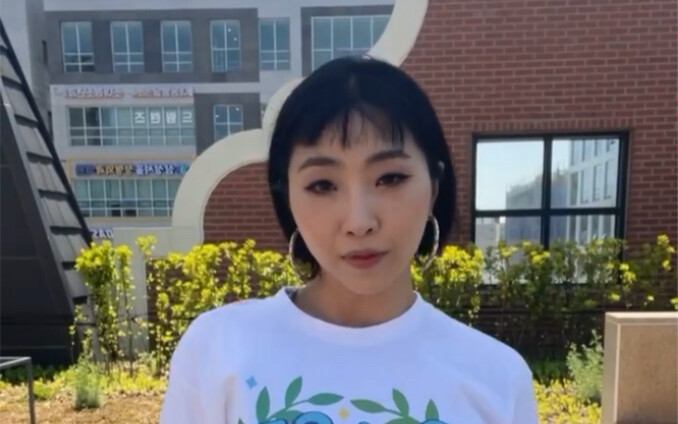 【Minzy】If my sister had this makeup style back then, would she still be popular? 丨Instagram update丨B