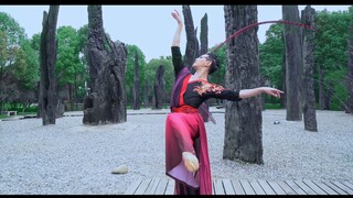 So cool! I was lucky enough to follow Teacher Sun Ke's dance and visit the Sun Bird shrouded in mist