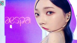 aespa 'BLACK MANBA'（大头版）