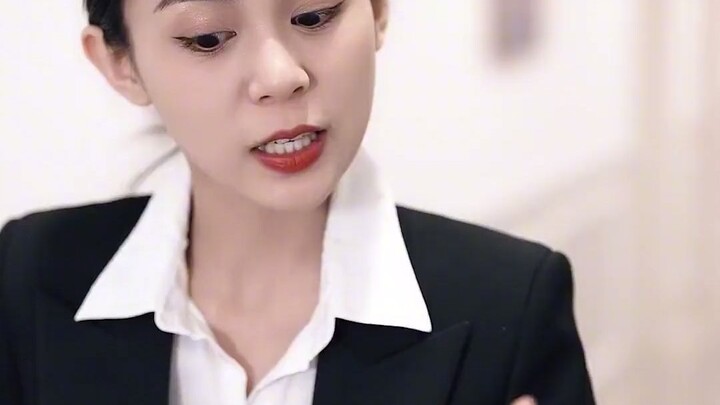 Tự làm tang lễ, hội bạn thân thân thiết cùng nhau đặt nhóm! Đời người phụ nữ chỉ S một lần, tất nhiê