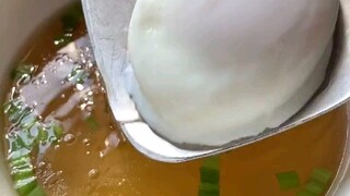 Làm một quả trứng ốp la không bị vỡ