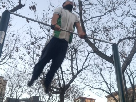 【أسطورة المدرسة الثانوية الأولى】 الفيديو يجري تحميله بسرعة، افتحه حالاً واكتشف المفاجأة!