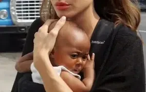 แม่โจ ทำให้เด็กๆ มีโอกาสบนโลกใบนี้ รักนะค่ะแม่โจลี🥰🥰🥰🥰