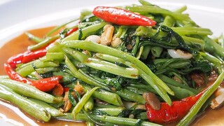 ผัดผักบุ้งไฟแดงยังไง ให้อร่อยเหมือนร้านข้าวต้มข้างทาง Stir Fried Morning Glory Recipe - หัดเข้าครัว