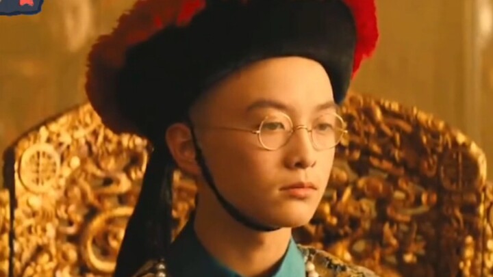 The only emperor in China who rode a bicycle around the palace wearing glasses