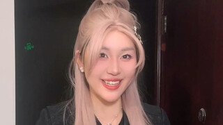这哪是女朋友，这是我亲姐！
