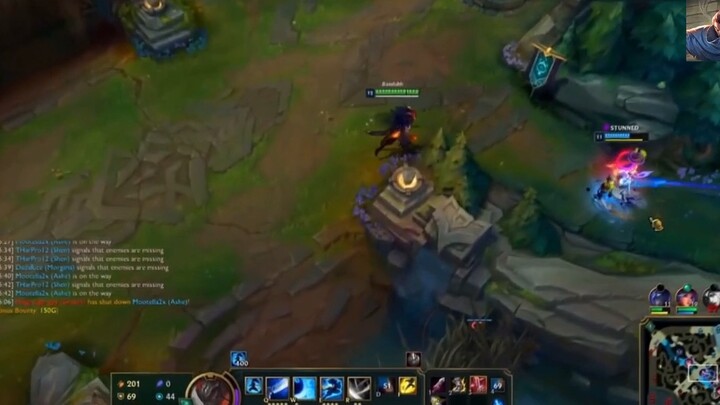 Yasuo - Những pha xử lý cực kỳ ảo diệu, múa cực gắt.