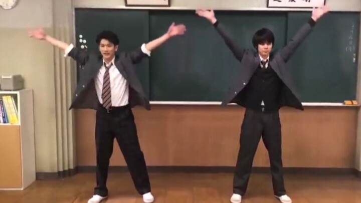 [Kelas 3A] Tutorial Resmi Senam Pagi Toxic (Versi Lengkap)! (Versi Twi)