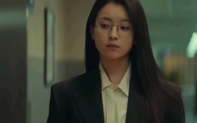 How goddess Han Hyo Joo handles Zhao Yincheng