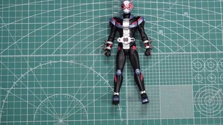 [Tangan gatal di tengah malam] Musuh yang mencari untung? Rakitan Kamen Rider Shiki! Membuka kotak d