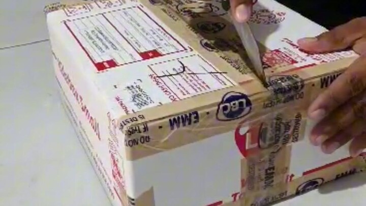unboxing