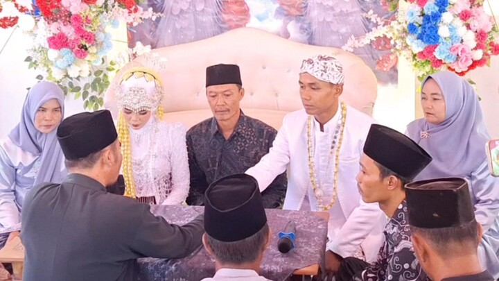 Pernikahan Rian Wijaya dan Esti Susanti