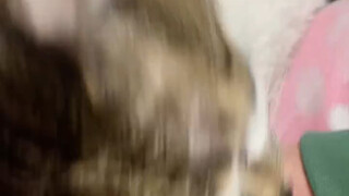 Melihat aku memeluk Chacha, dia bersikeras agar aku terus memeluknya.