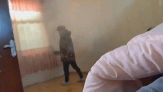 妈：闺女啊，你看看妈妈刚研制的女儿去世器，咋样？够劲不？