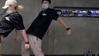 [Justjerk Dance Studio] Vũ đạo Hiphop cực chất của hai thành viên mới Nain và Mooreup + clip solo Nu