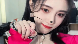 Ju Jingyi's "Masquerade Stage Live ~ Super sweet stage, heal your heart ❤️"