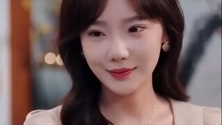 Aku_secara_tidak_sengaja_menikahi_CEO_berwajah_dingin_itu,_dia_memanjakanku_bak_putri!