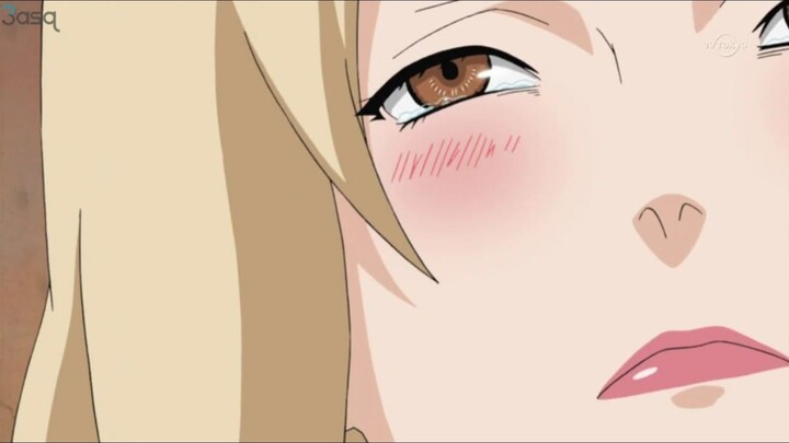 MOMENT TSUNADE DILAYANI OLEH KAKASHI