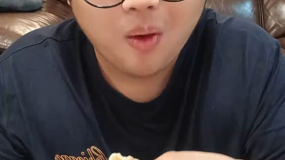 กินชิกแอนโรลKFC สไตล์อเมริกัน แสนอร่อยดีที่สุดในโลก | PJ Channel