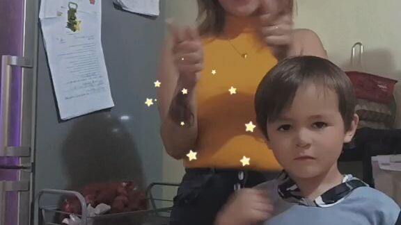 My little ones so sweet to dance with mommy♥️🥰🥰