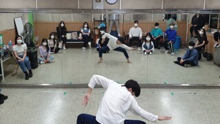 Club students cover Black Swan - BTS