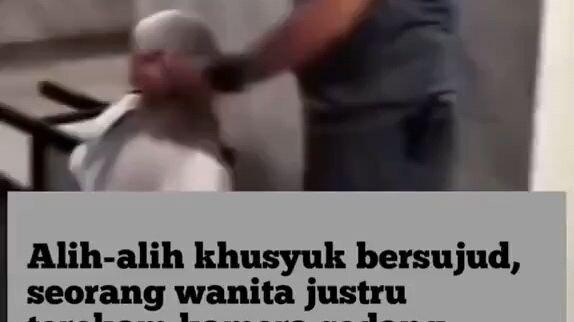 Rakyat kecil mah kebagian nyolonk yg kecil² doang .. Nder!Tapi itu juga tetep gak boleh dilakuin...H