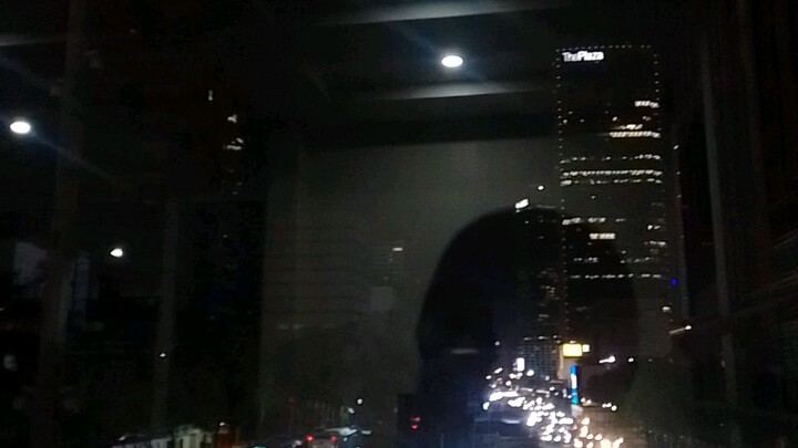 suasana malam kota Jakarta ✨
