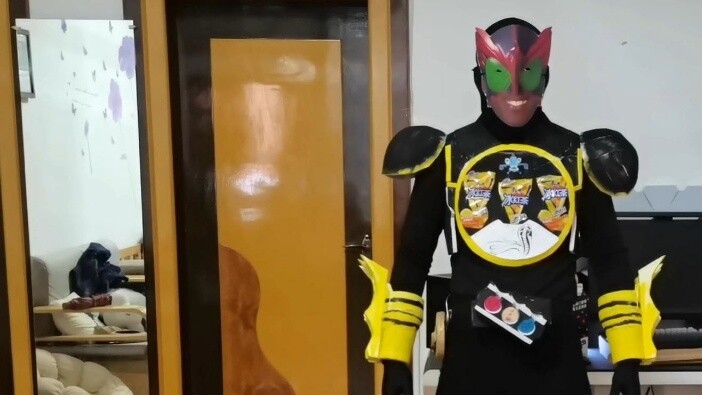 Kamen Rider • Elbow! Straight Ice Ba form appears! Elbow towards the target!