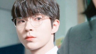 “总有人会爱破碎的你”