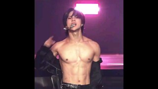 LEE TAEMIN?!?! HAVE SOME MERCY ON US 😭 #shinee #taemin #kpop #shorts #fyp