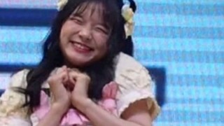 "Kết thúc rồi, hình như cô ấy cũng biết mình đáng yêu."