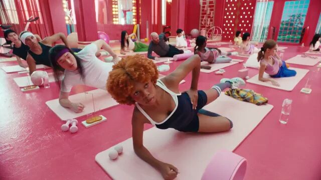 Le sserafim "Spaghetting" (BTS of J-Hope)