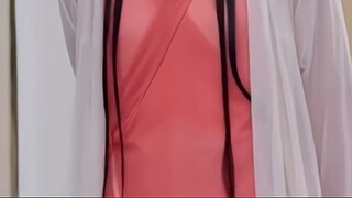 [Chen Zheyuan & Shen Yue] A male and female celebrity were suspected of flirting in public during a 